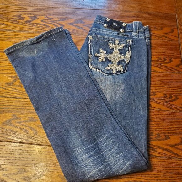 Miss Me boot cut jeans blingy cross sz 28 - Picture 1 of 5